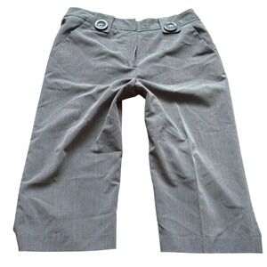 Y2K Gray Capri Pants Women Size 10 Wide Leg Cropped Trousers Button Trim
